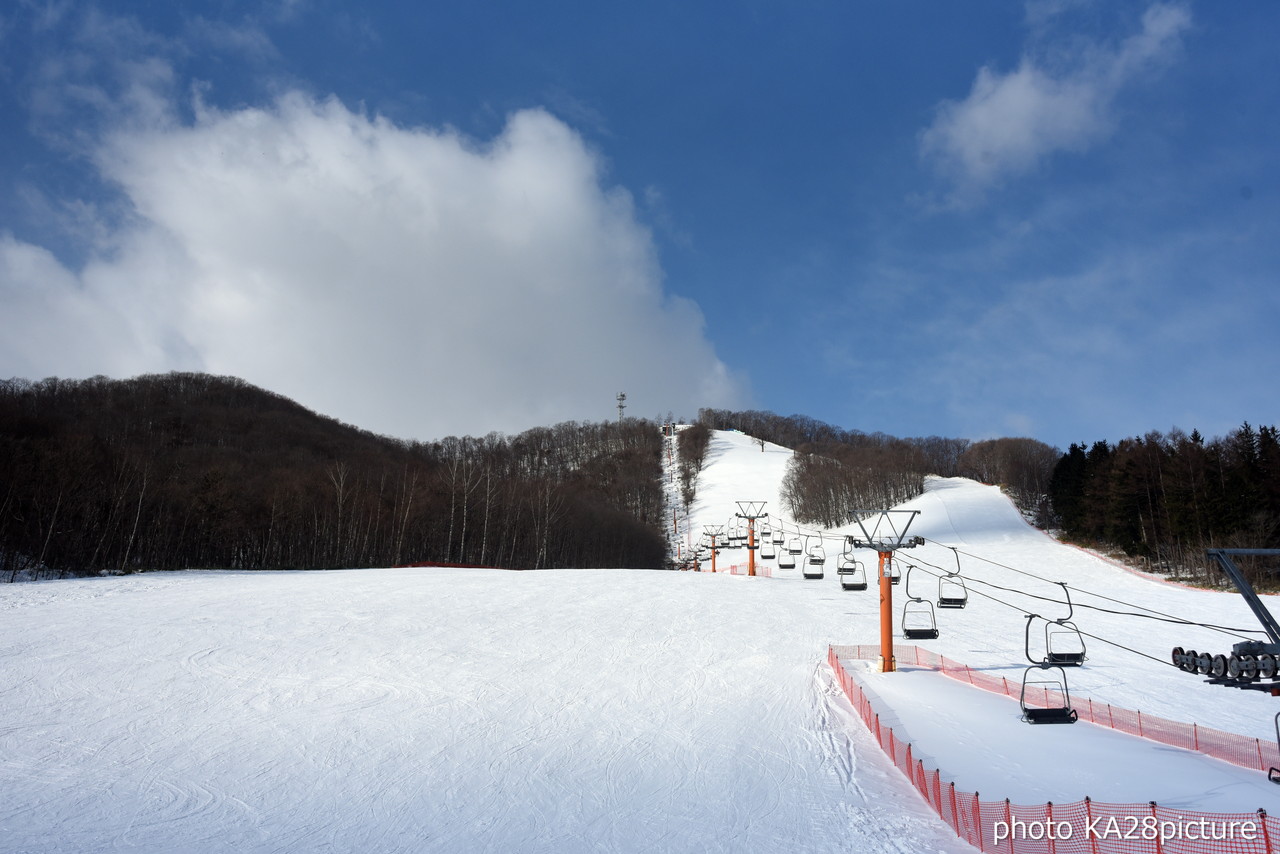新得町・新得山スキー場　雪不足の今冬。待望のリフト営業開始！今後の降雪に期待しましょうo(^-^)o